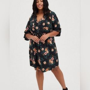 Torrid 4x/5x Floral high-low dress